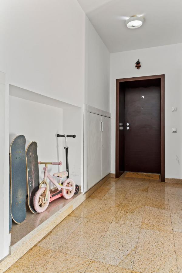 125 Sqm Family Friendly With Kids Room Bükreş Dış mekan fotoğraf