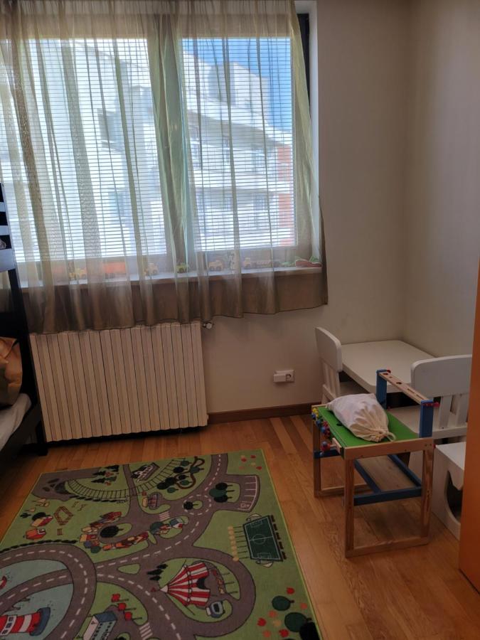 125 Sqm Family Friendly With Kids Room Bükreş Dış mekan fotoğraf
